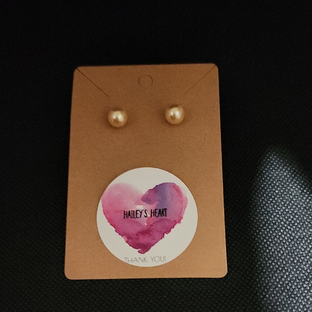 5/$25 Matte Gold Stud Earrings